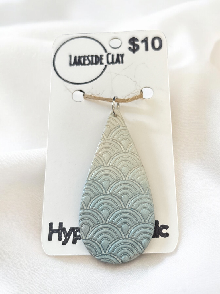 Ivory Silver Ombre Drop Pendant