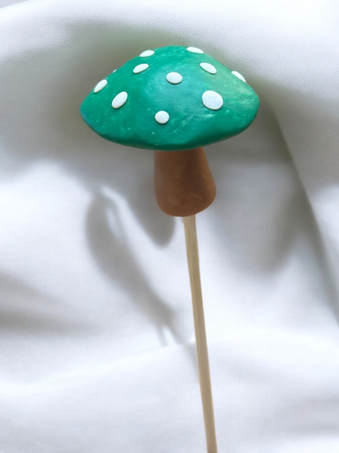 [P-19] Green Mushroom Plant Stake